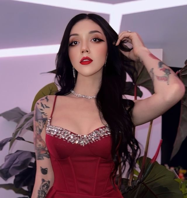 Nanny Lee Image
